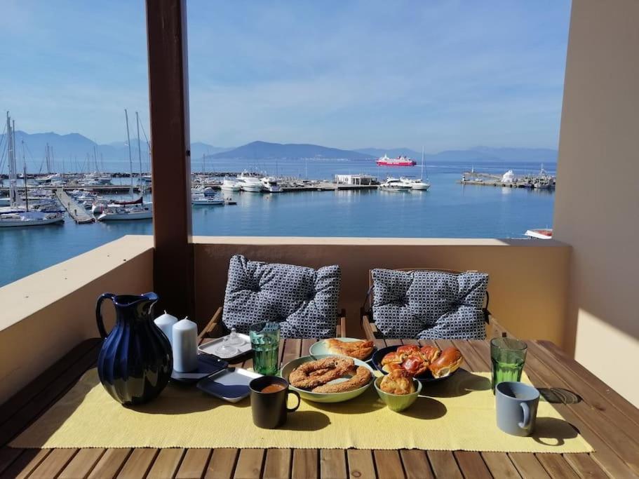 Aegina Port Apt 2-Διαμέρισμα Στο Λιμάνι Της Αίγινας 2 Luaran gambar