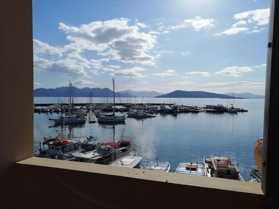 Aegina Port Apt 2-Διαμέρισμα Στο Λιμάνι Της Αίγινας 2 Luaran gambar