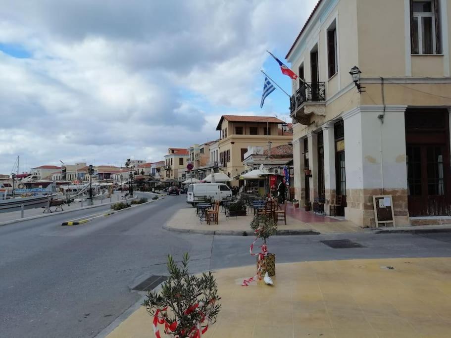 Aegina Port Apt 2-Διαμέρισμα Στο Λιμάνι Της Αίγινας 2 Luaran gambar