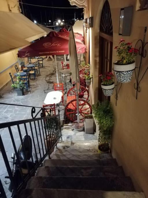 Aegina Port Apt 2-Διαμέρισμα Στο Λιμάνι Της Αίγινας 2 Luaran gambar