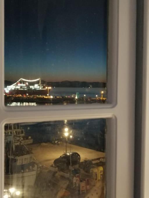 Aegina Port Apt 2-Διαμέρισμα Στο Λιμάνι Της Αίγινας 2 Luaran gambar