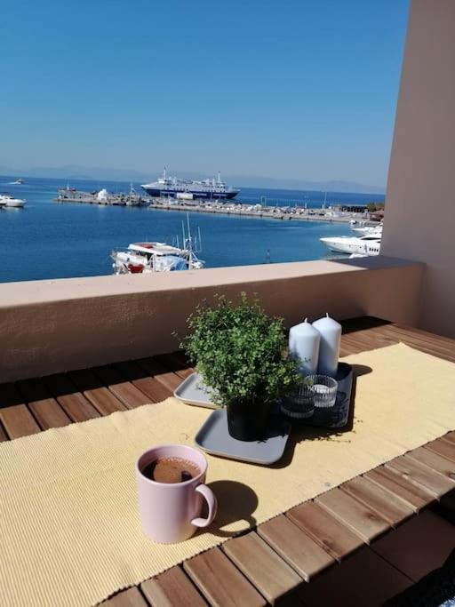 Aegina Port Apt 2-Διαμέρισμα Στο Λιμάνι Της Αίγινας 2 Luaran gambar