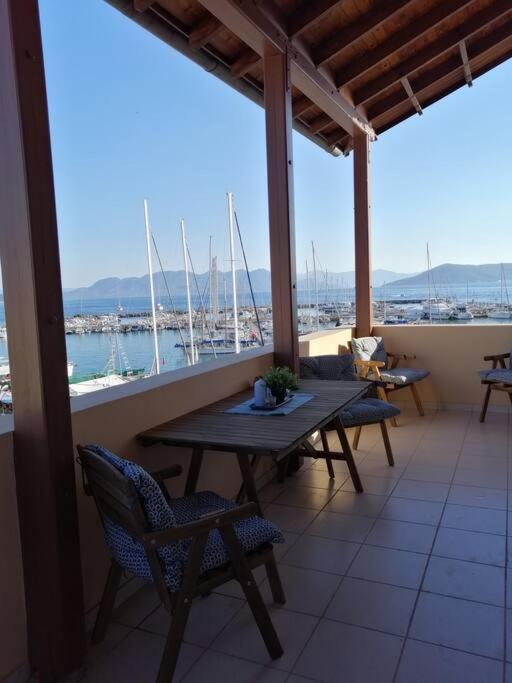 Aegina Port Apt 2-Διαμέρισμα Στο Λιμάνι Της Αίγινας 2 Luaran gambar